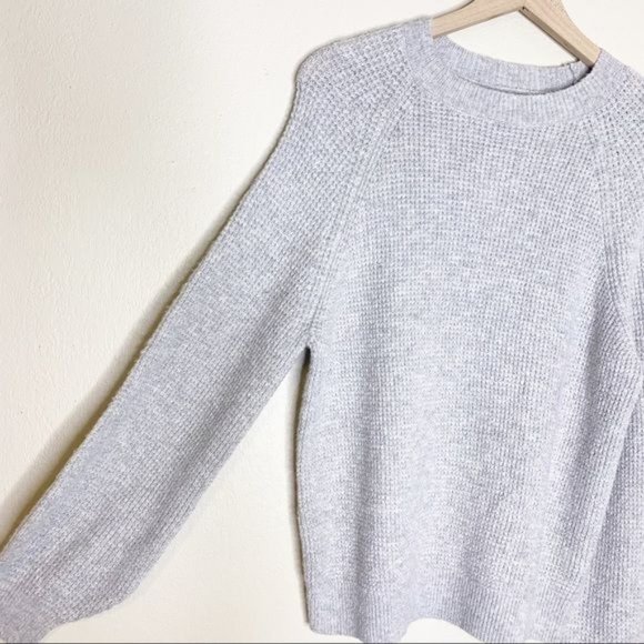 NWT BP. Heather Grey Long Blouson Sleeve Knit Crewneck Sweater Small - Picture 4 of 11